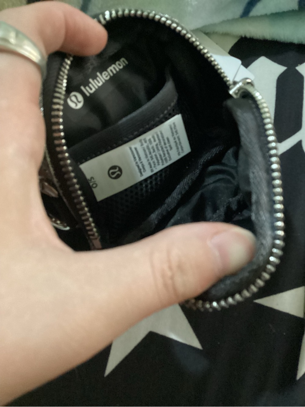 lululemon athletica Everywhere Belt Bag Nano - Glitter Silver - Picture 6 of 6